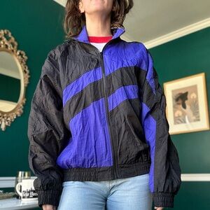 🎈SOLD🎈 Vintage Blue & Black Windbreaker Lightweight Jacket